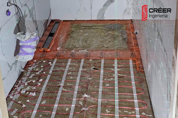 Instalação de sistema de piso radiante em casa de banho — projeto de engenharia em Coimbra